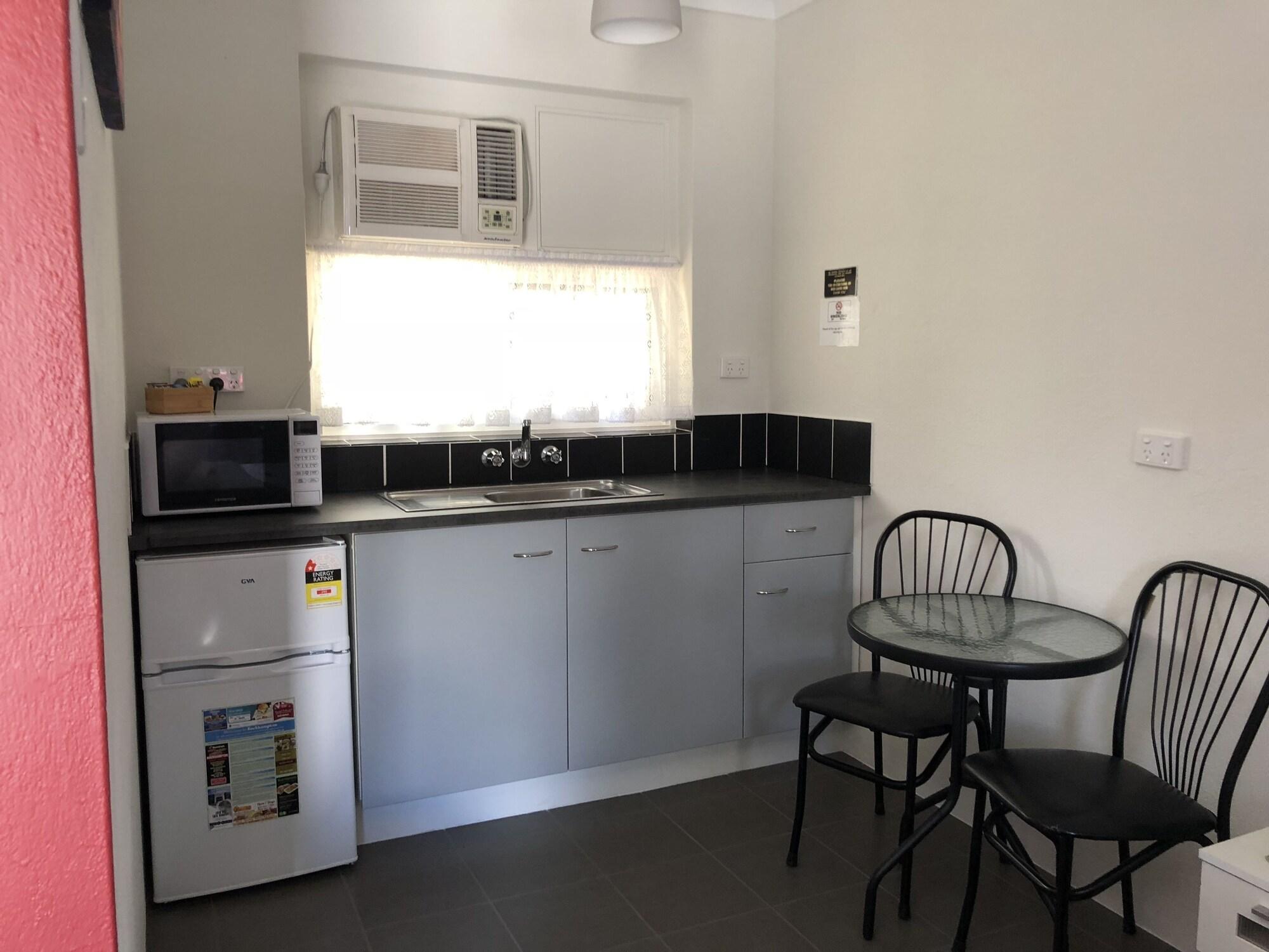 Motel Lodge Rockhampton Eksteriør bilde